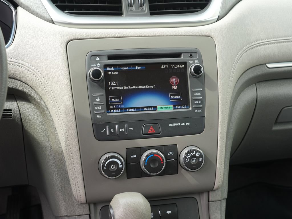 Used 2015 Chevrolet Traverse LS image 22