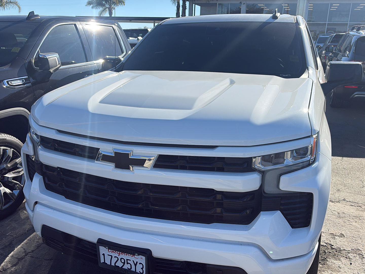 Used 2024 Chevrolet Silverado 1500 RST w/ Convenience Package II AWD/4WD image 2