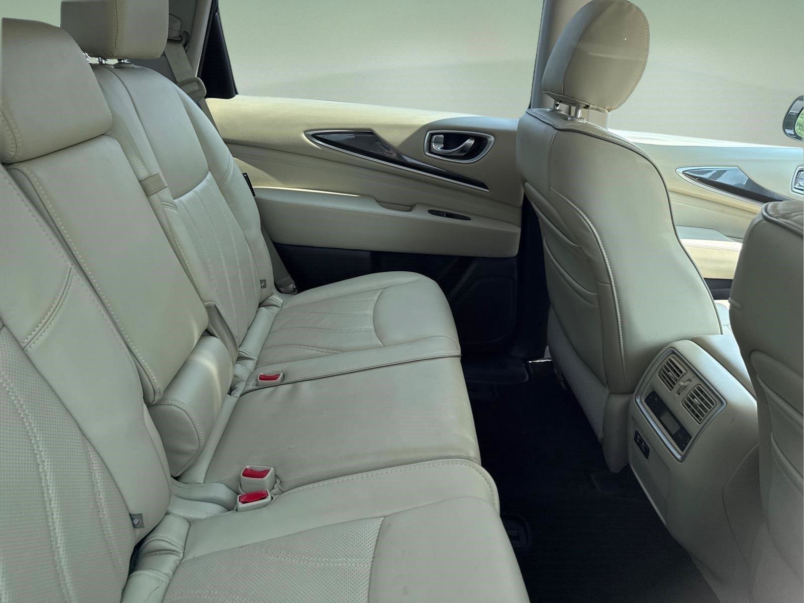 Used 2020 INFINITI QX60 Luxe w/ Essential Package AWD/4WD image 17