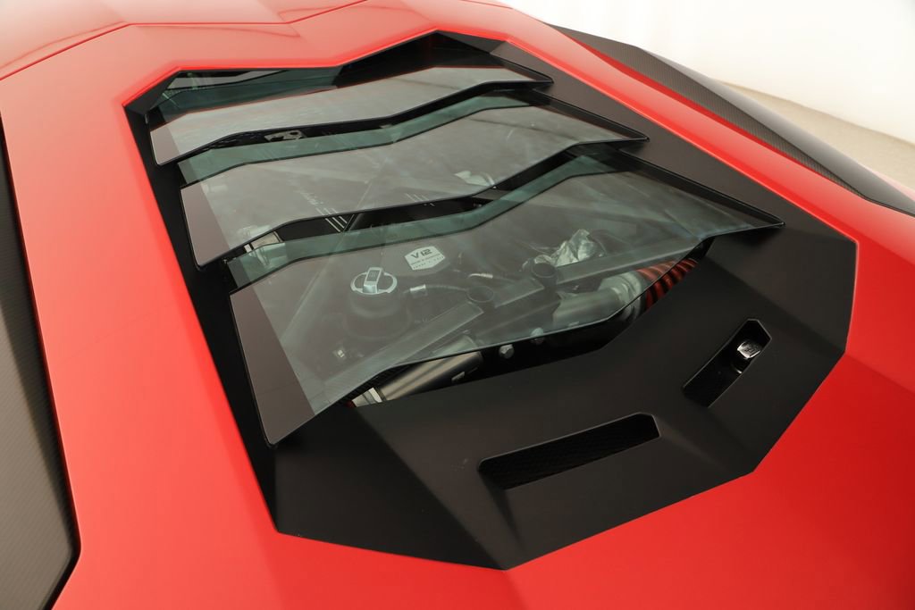 Used 2016 Lamborghini Aventador LP 750-4 Superveloce image 28