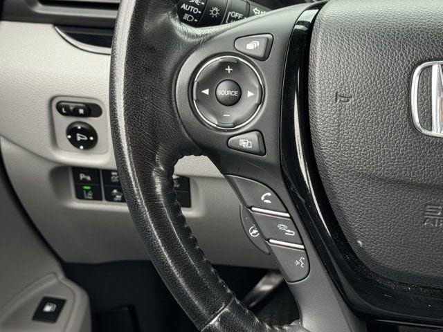 Used 2017 Honda Ridgeline RTL-E image 18