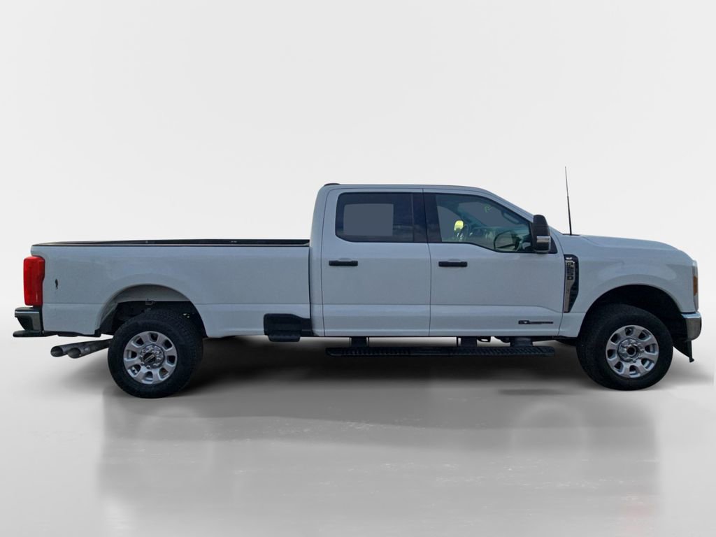 Used 2024 Ford F250 XLT image 6