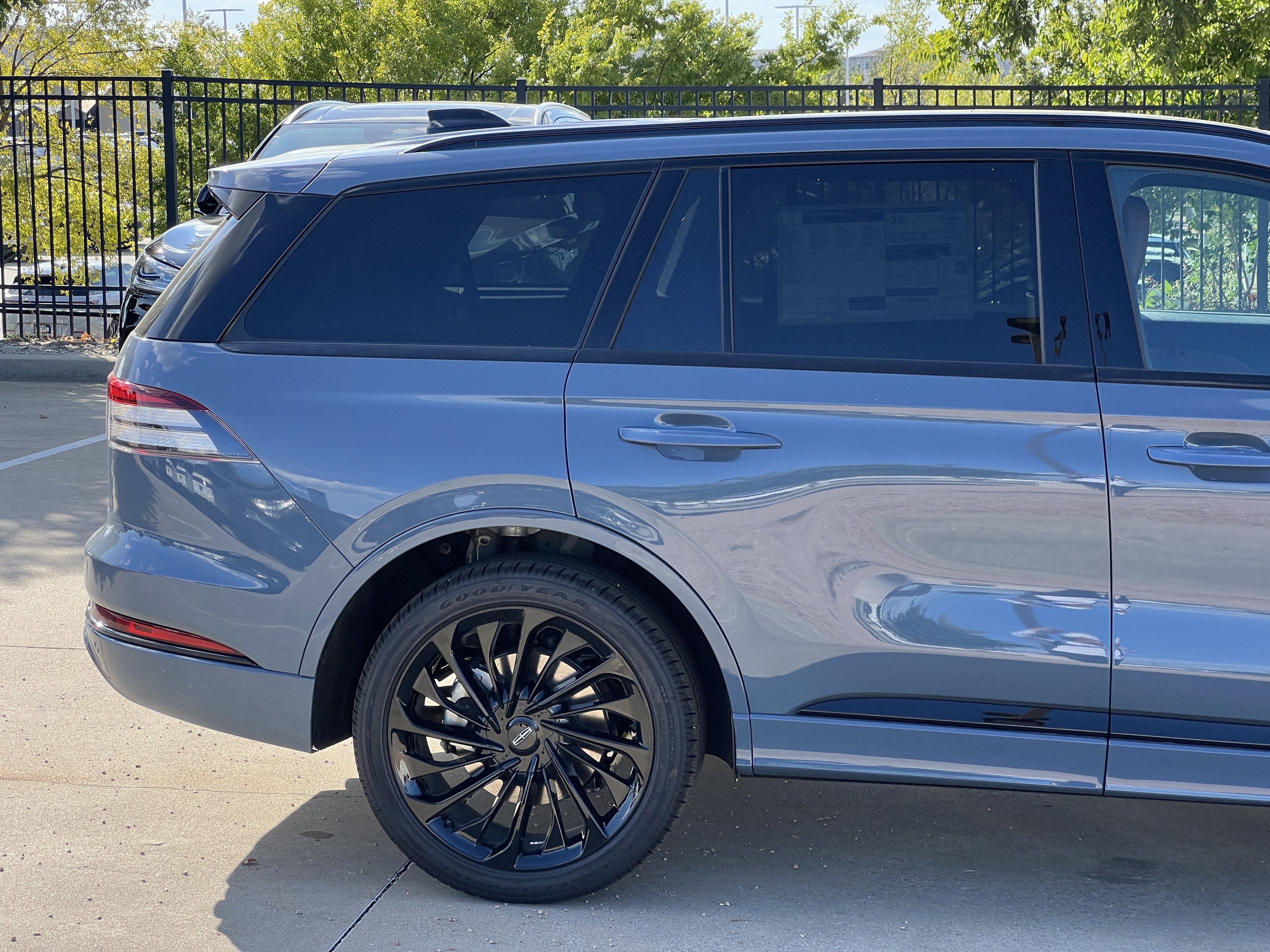 New 2026 Lincoln Aviator Reserve AWD/4WD image 11