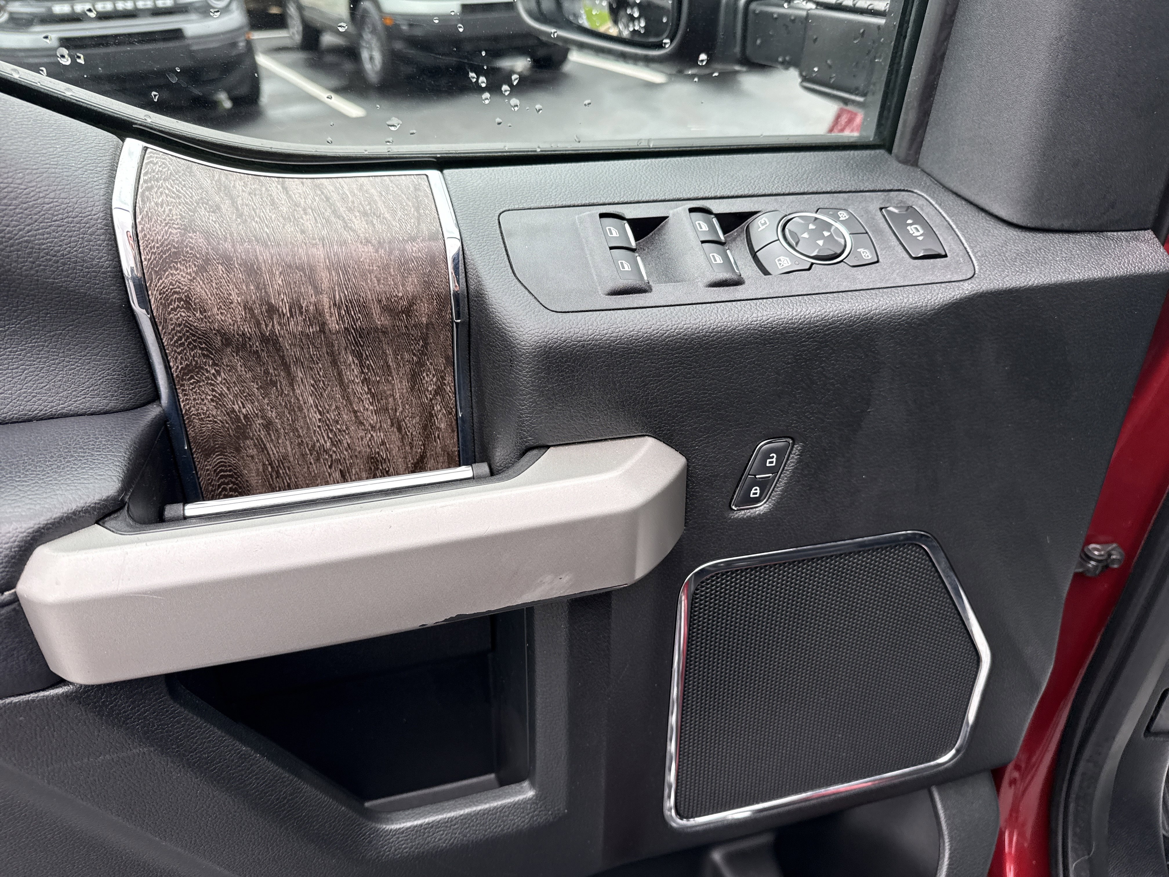 Used 2019 Ford F350 Lariat AWD/4WD image 16