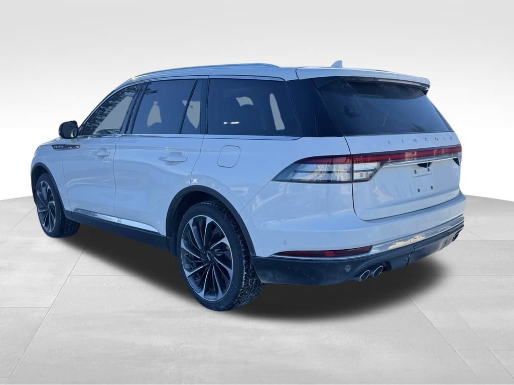 Used 2021 Lincoln Aviator Reserve w/ Equipment Group 202A image 9