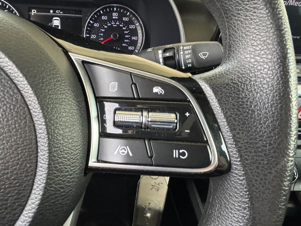 Used 2023 Kia Forte LXS image 12