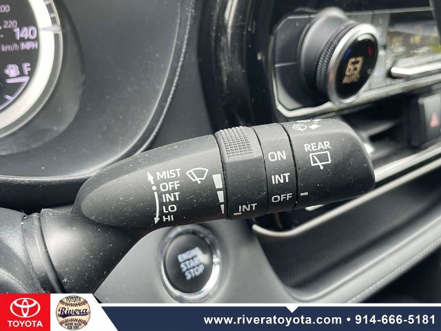 Used 2023 Toyota Highlander LE FWD image 25
