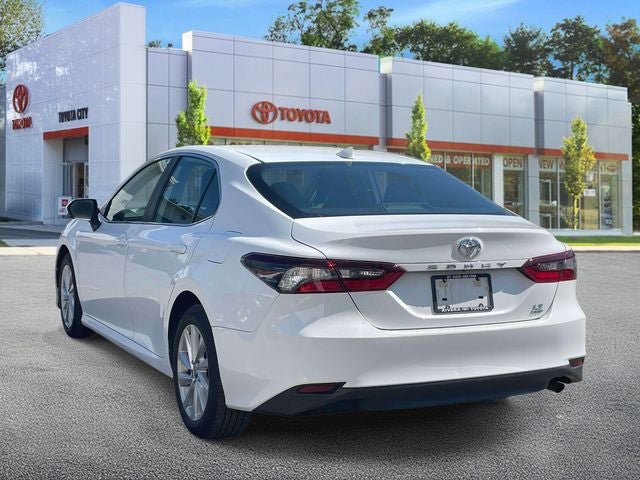 Used 2021 Toyota Camry LE w/ Cold Weather Package AWD/4WD image 8