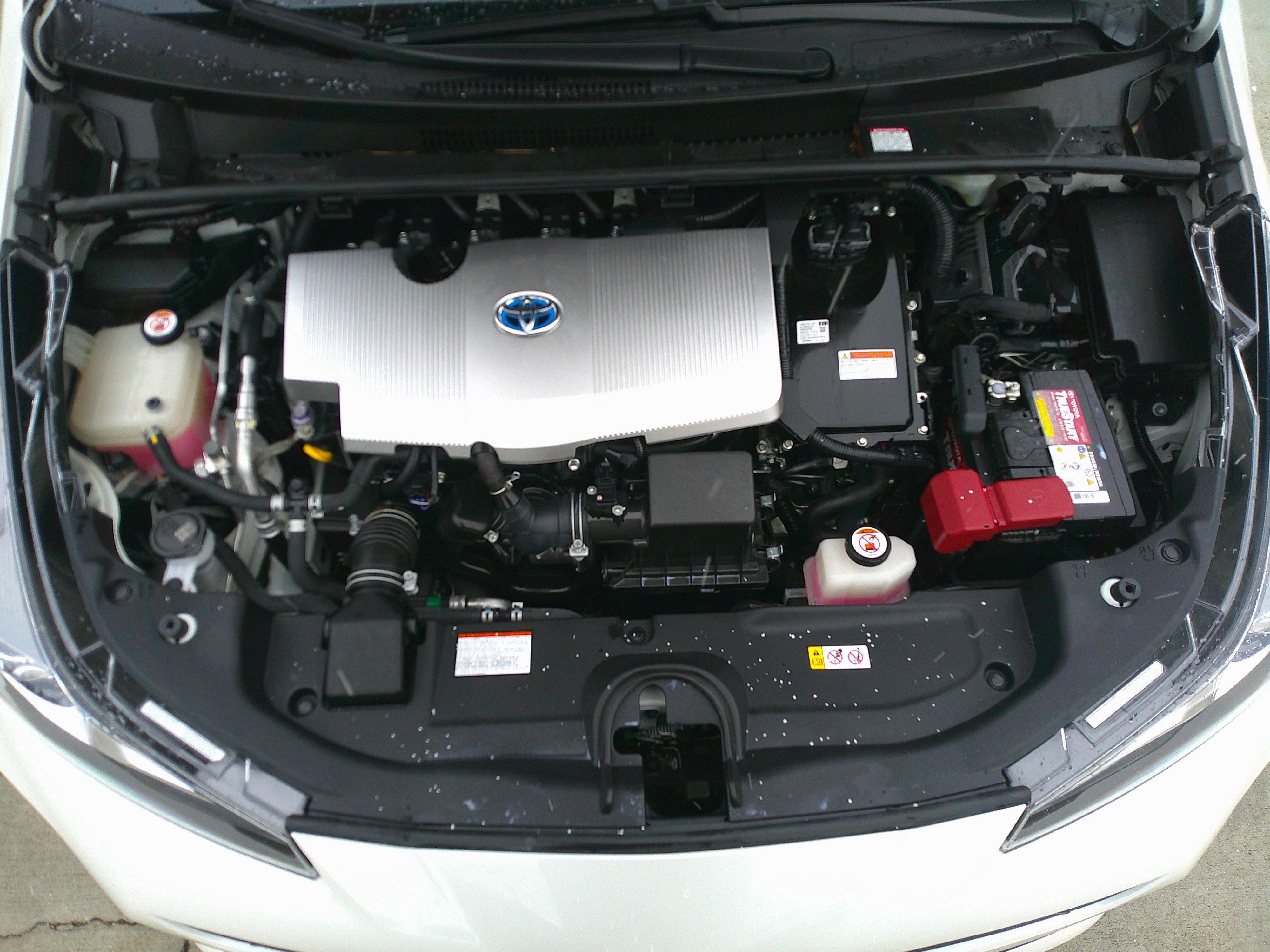 Used 2020 Toyota Prius Limited image 38