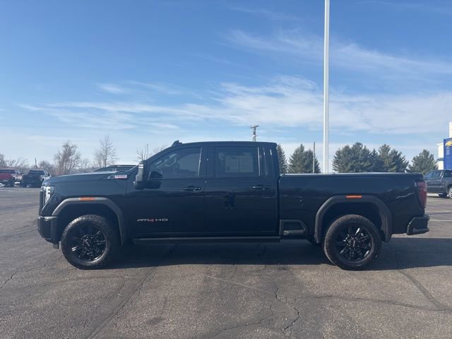 Used 2024 GMC Sierra 2500 AT4 w/ AT4 Premium Plus Package image 6