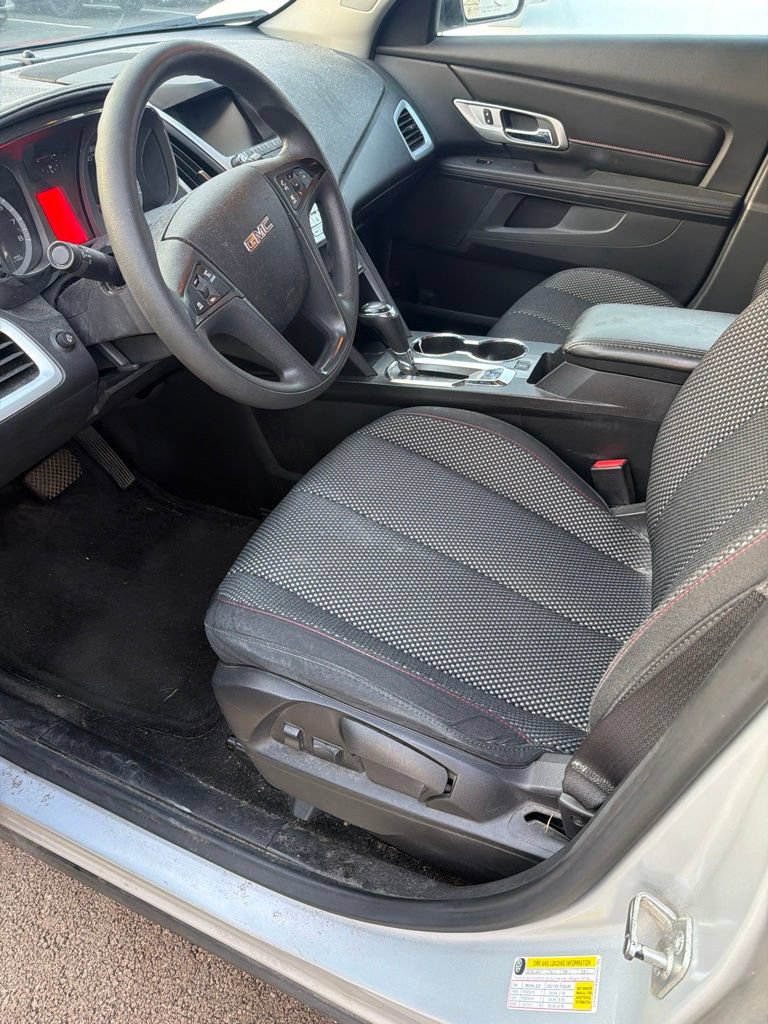 Used 2017 GMC Terrain SLE FWD image 5
