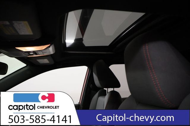 Used 2021 Toyota RAV4 SE w/ Weather & Moonroof Package AWD/4WD image 14