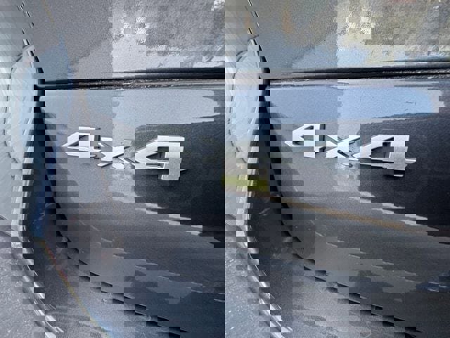 Used 2025 Jeep Grand Cherokee Laredo X w/ Luxury Tech Group I image 46