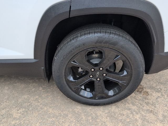 New 2026 Chevrolet Equinox LT w/ Midnight Edition image 3