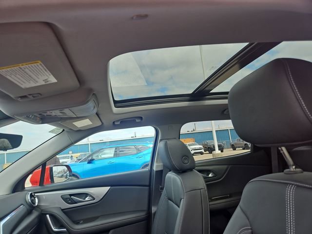 Used 2025 Chevrolet Blazer LT w/ Sound & Technology Package image 22