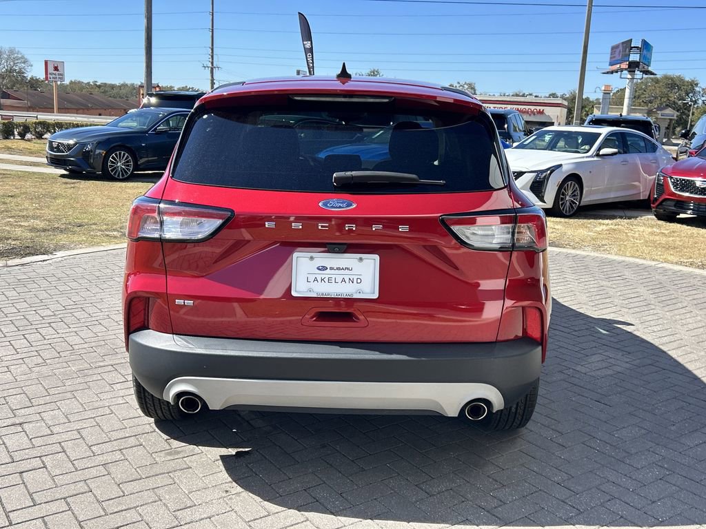 Used 2022 Ford Escape SE w/ Cold Weather Package image 5