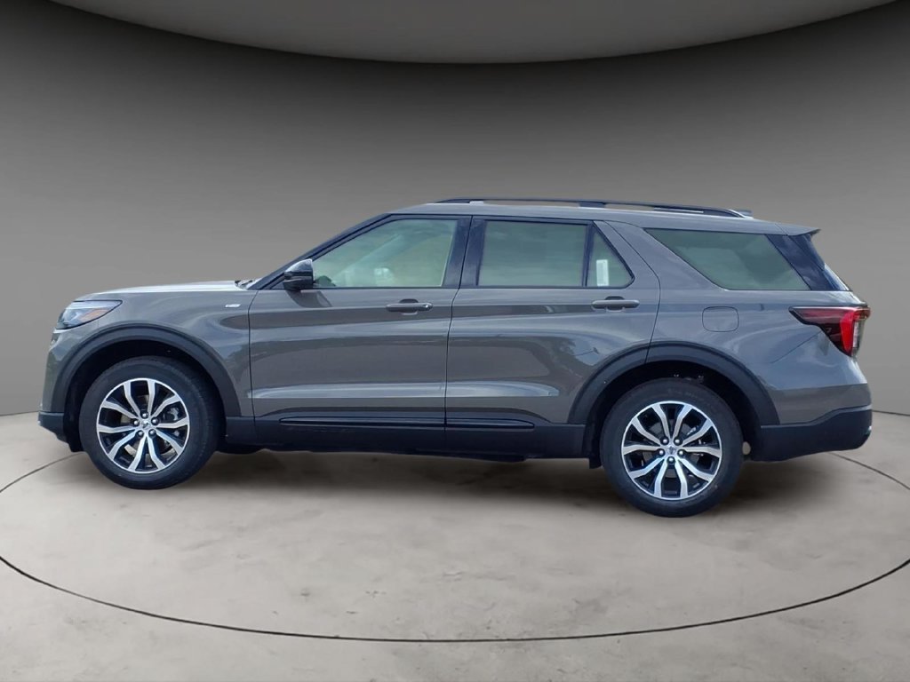 New 2027 Ford Explorer ST-Line AWD/4WD image 16