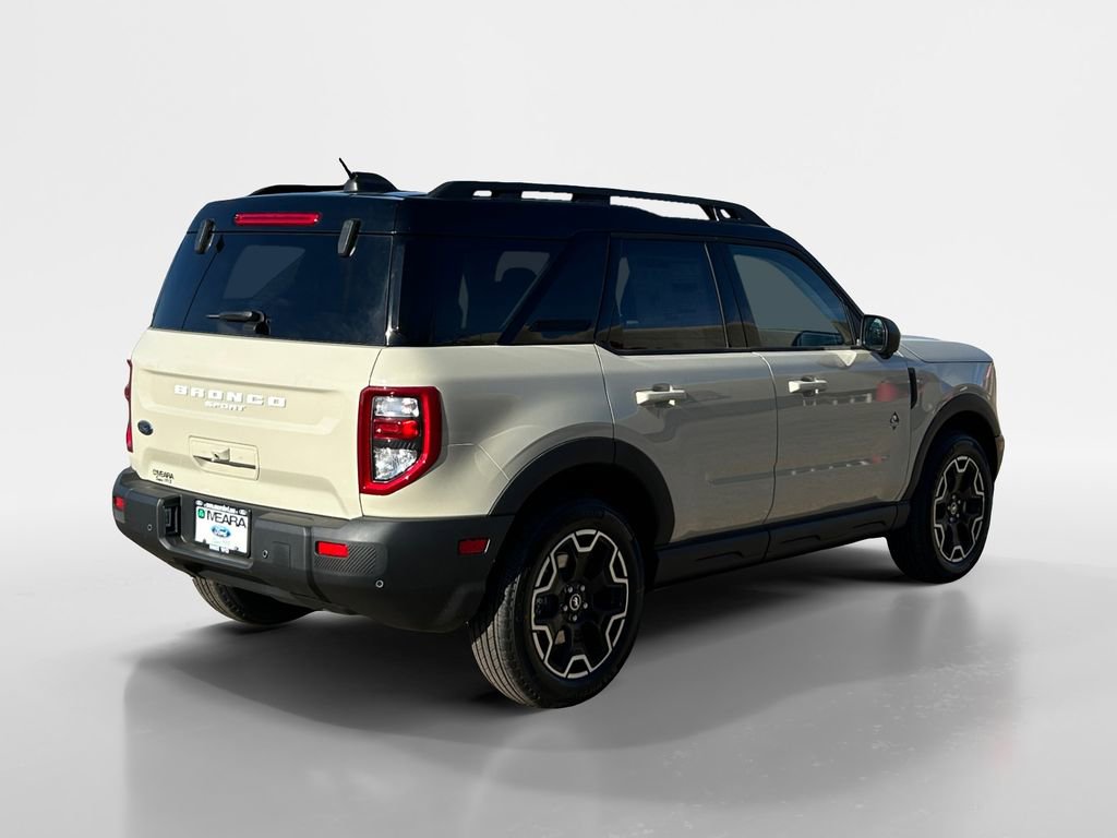 Used 2025 Ford Bronco Sport Outer Banks w/ Outer Banks Tech Package+ AWD/4WD image 35