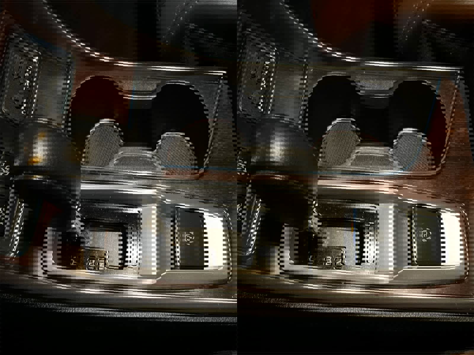 Used 2019 Subaru Ascent Touring image 32