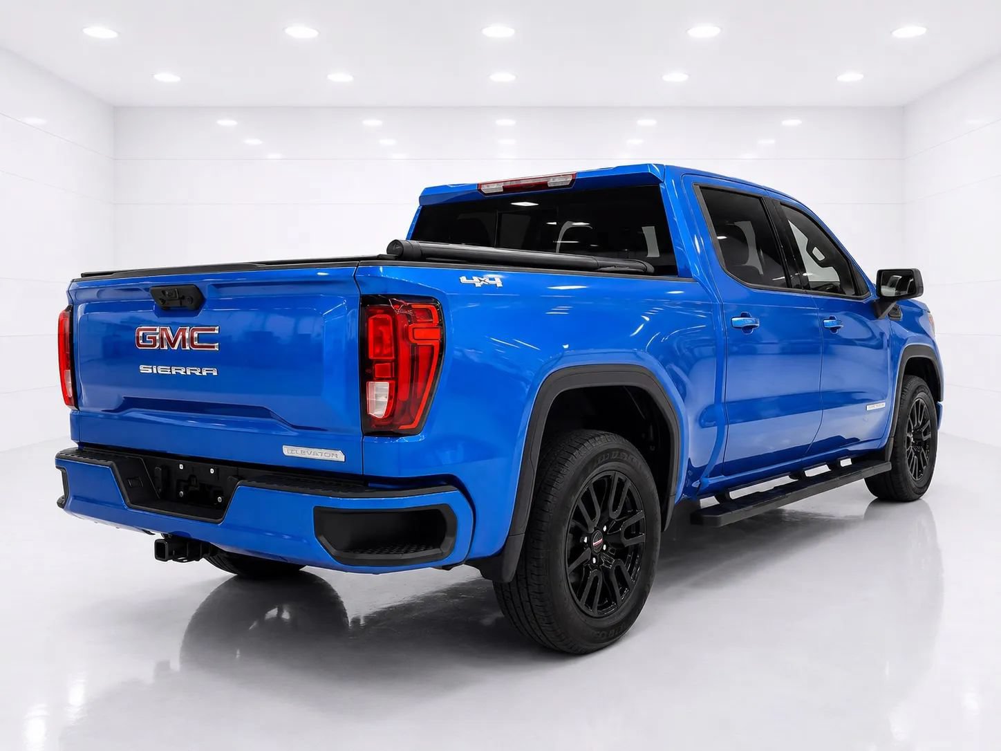 Used 2023 GMC Sierra 1500 Elevation AWD/4WD image 5