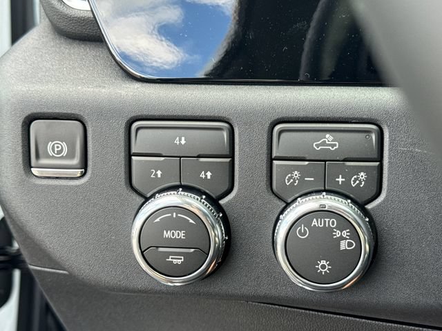 New 2026 GMC Sierra 2500 SLE AWD/4WD image 29