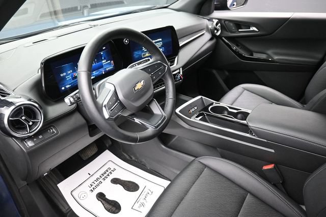 Used 2025 Chevrolet Equinox LT w/ Convenience Package II FWD image 18