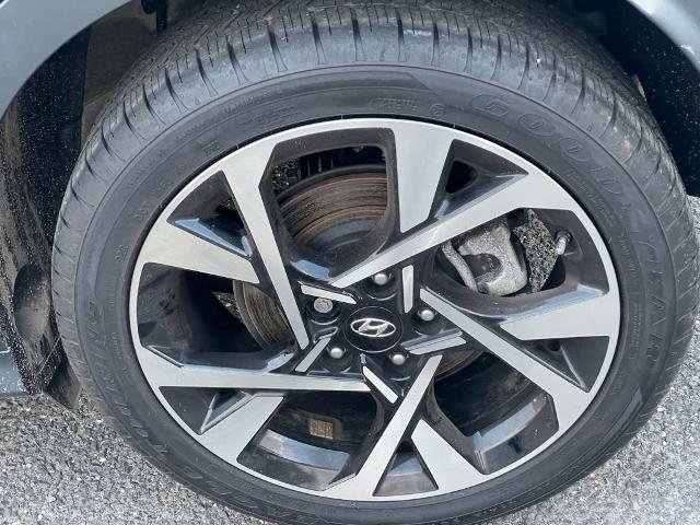 Used 2022 Hyundai Kona Limited w/ Cargo Package image 28