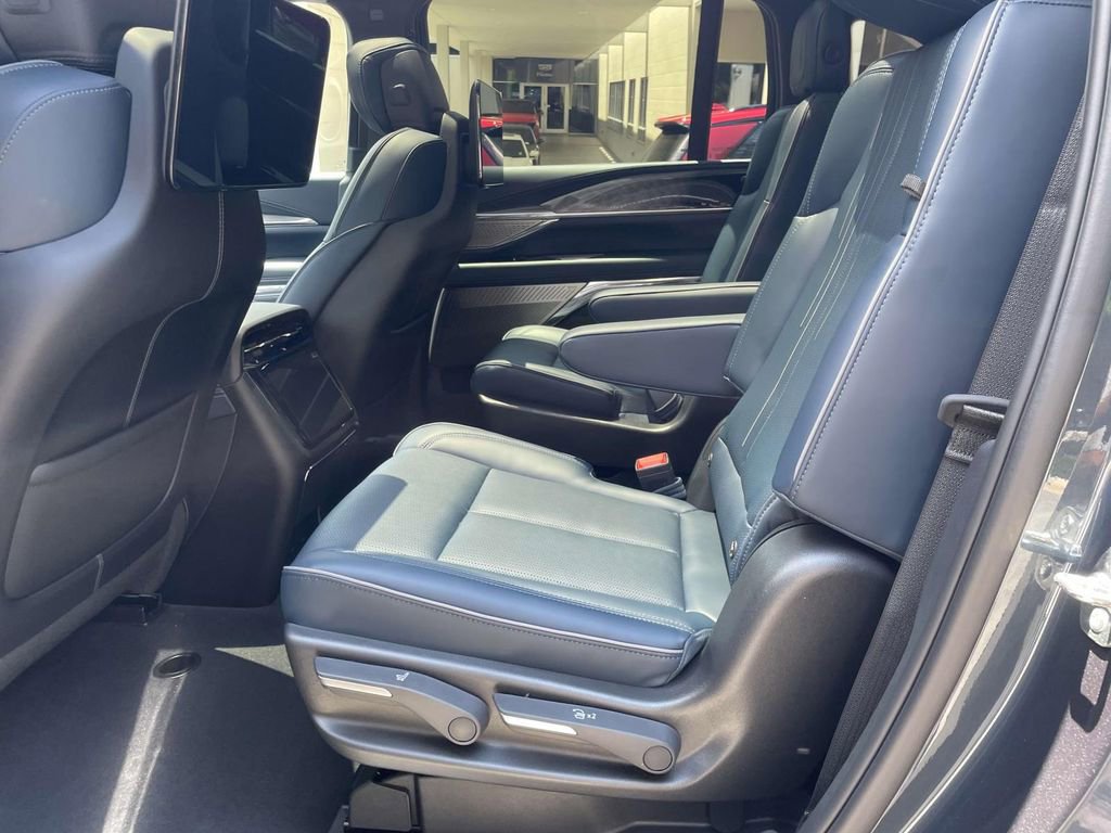 New 2026 Cadillac Escalade IQ Sport 2 w/ LPO, ONYX Package image 15