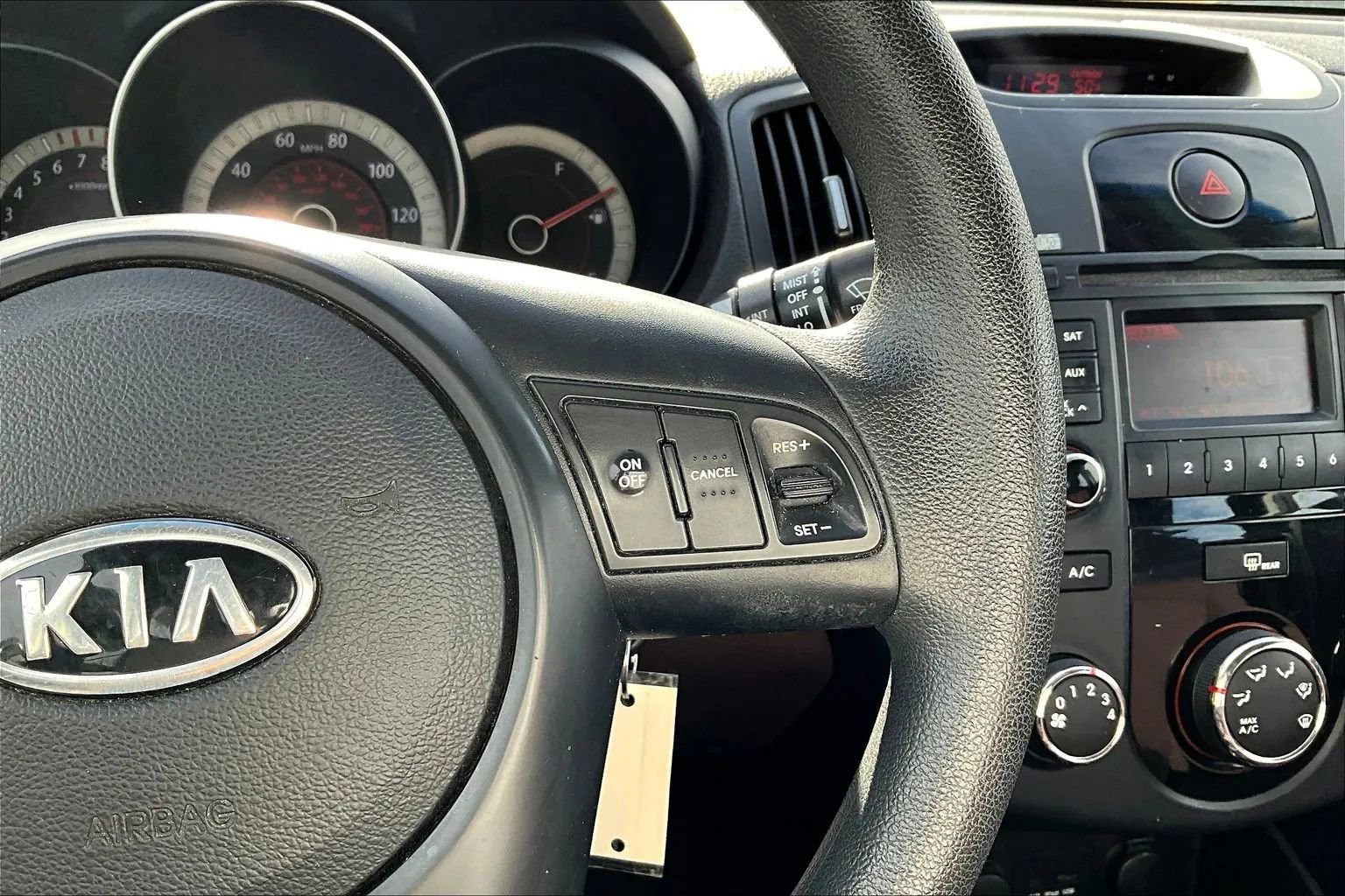 Used 2011 Kia Forte EX FWD image 11