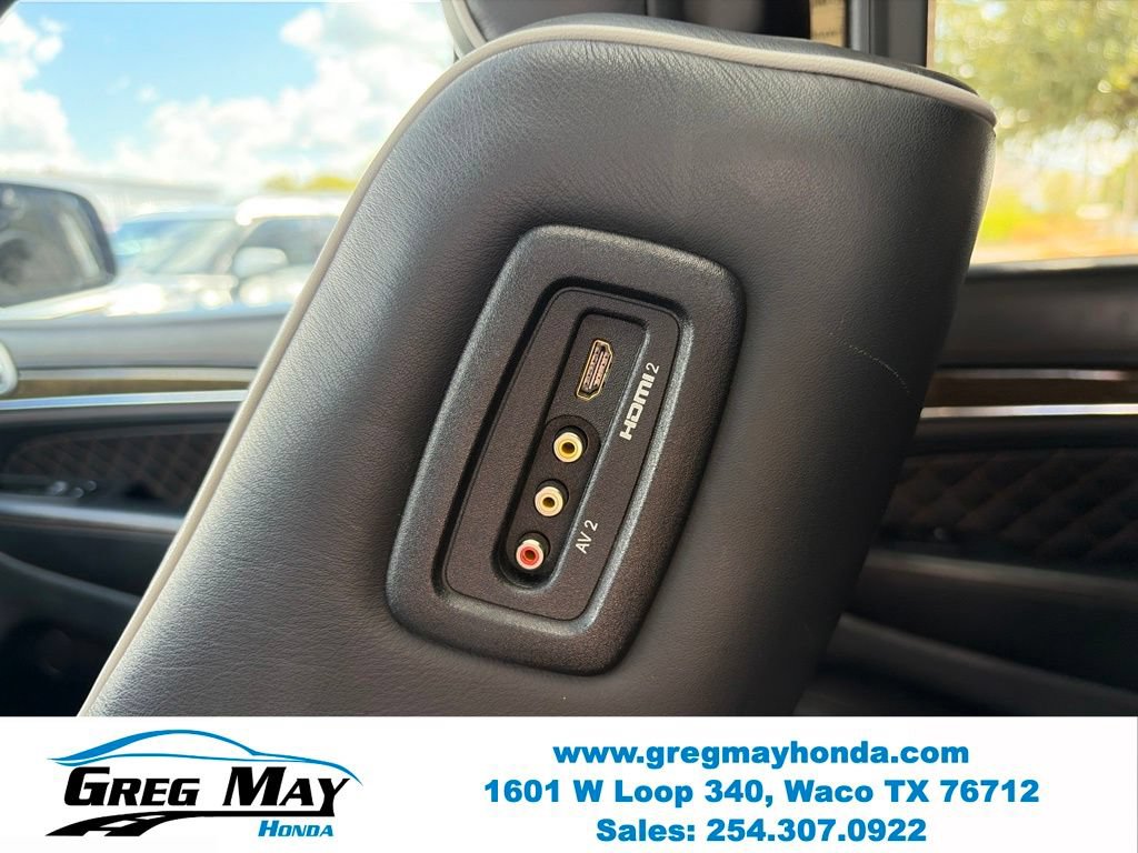 Used 2019 Jeep Grand Cherokee Summit AWD/4WD image 23
