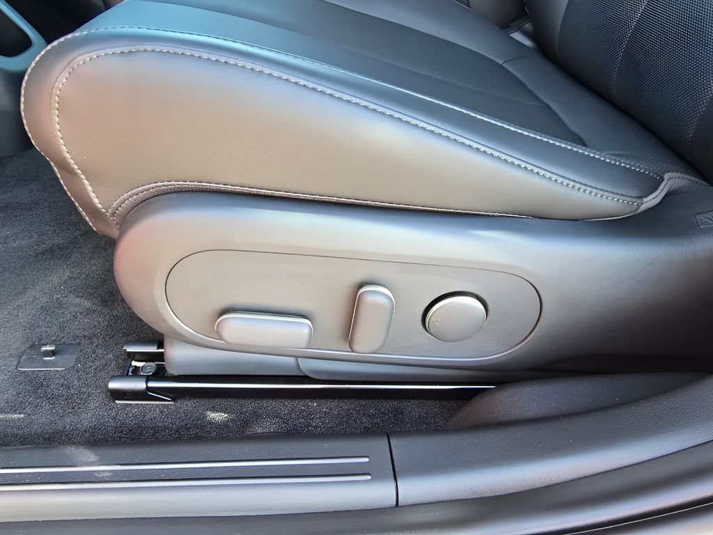 New 2026 Hyundai Ioniq 5 SEL image 16