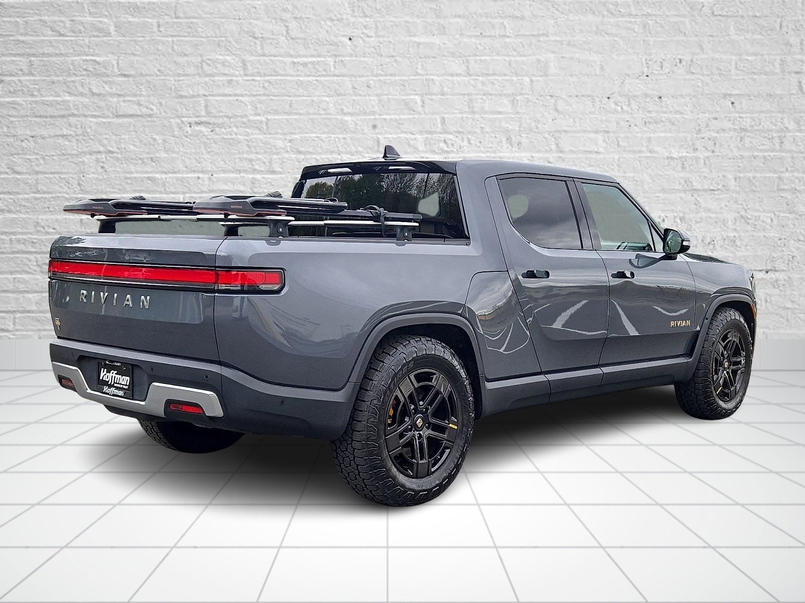 Used 2023 Rivian R1T Adventure AWD/4WD image 6