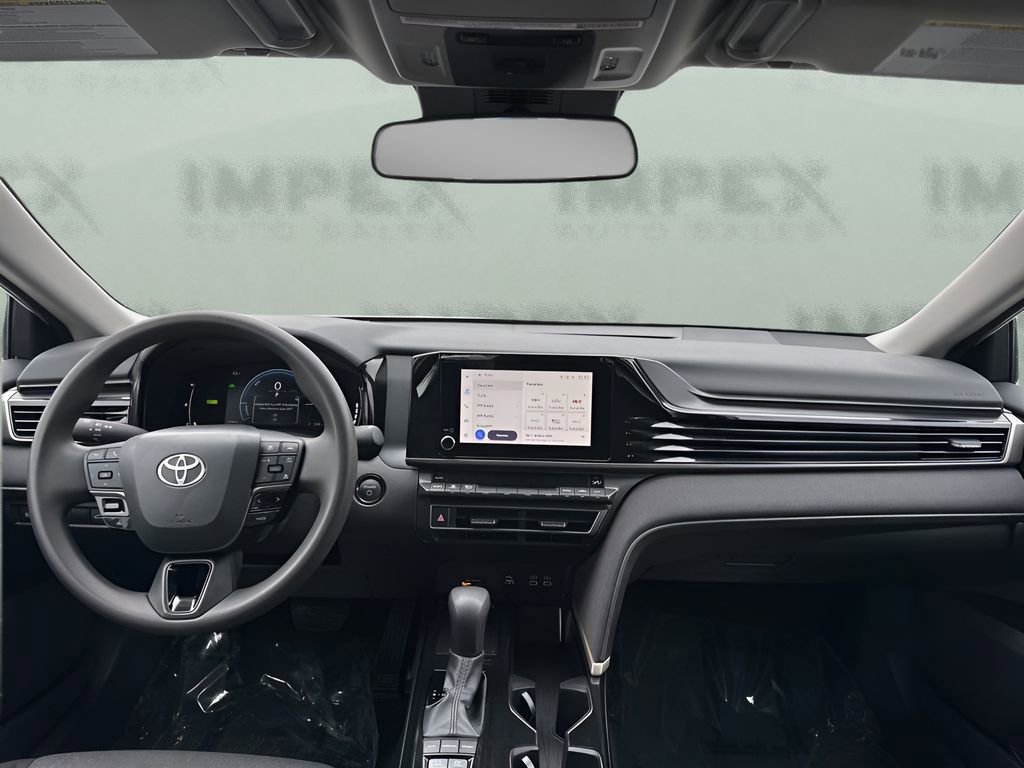 Used 2025 Toyota Camry LE FWD image 11