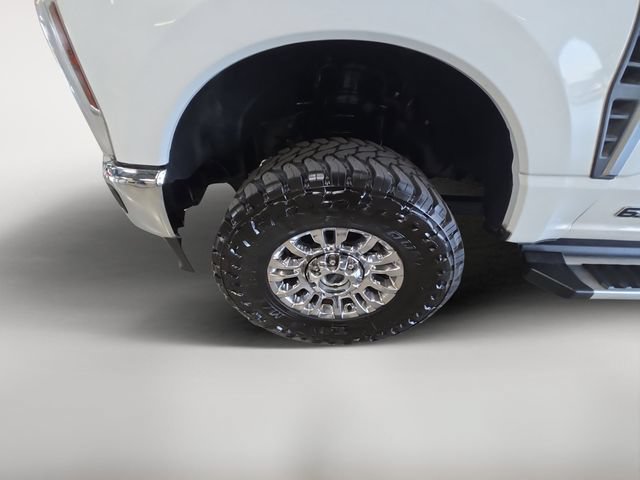 Used 2024 Ford F350 Lariat w/ FX4 Off-Road Package AWD/4WD image 9