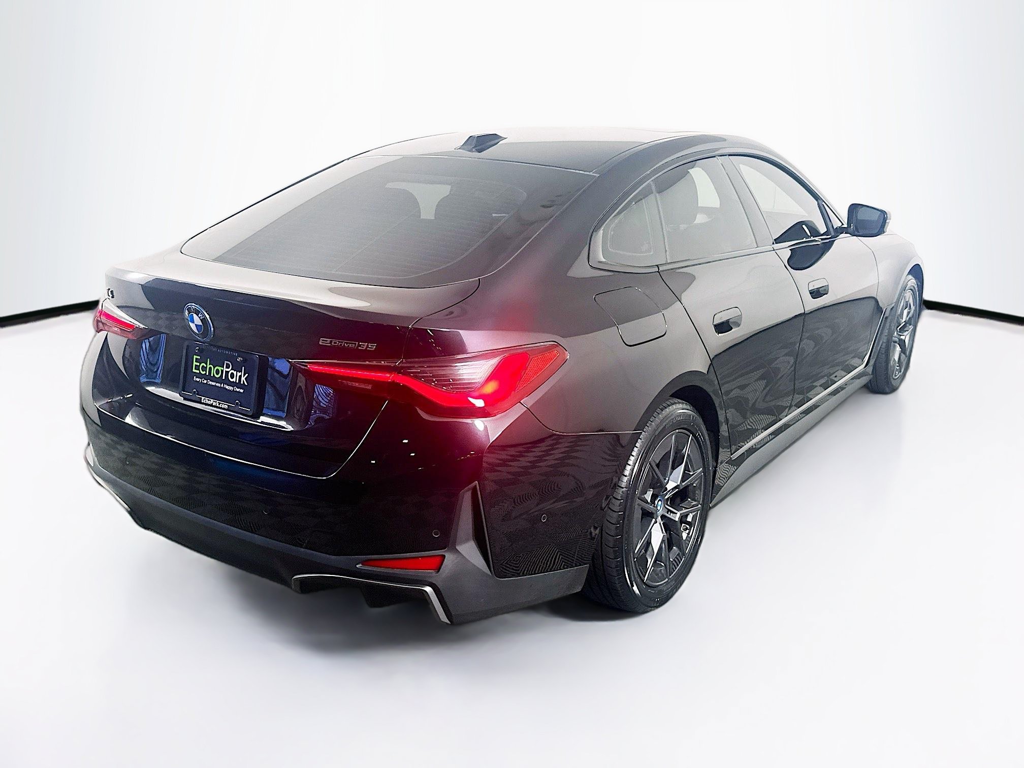Used 2023 BMW i4 eDrive35 w/ Premium Package RWD image 9