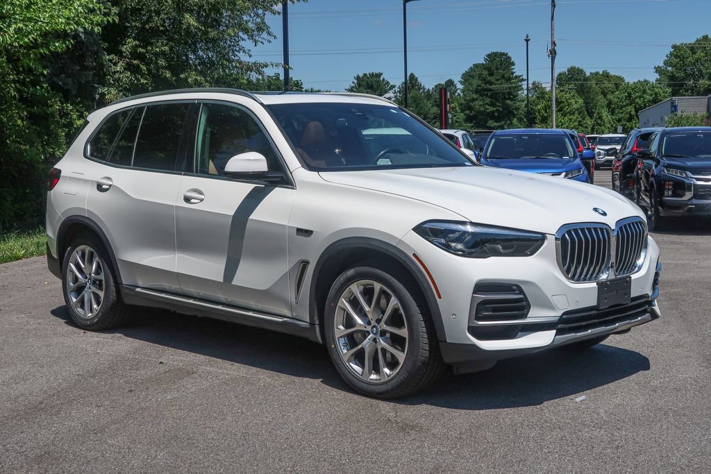 Used 2023 BMW X5 xDrive45e AWD/4WD image 7