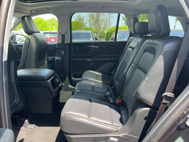 Used 2026 Lincoln Aviator Reserve AWD/4WD image 12