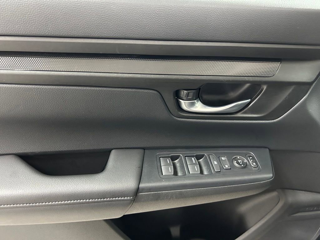 Certified 2025 Honda CR-V LX image 17