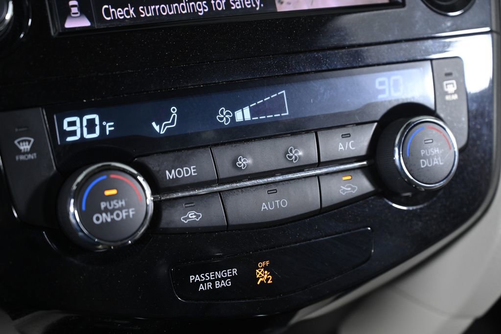 Used 2019 Nissan Rogue Sport SL image 19