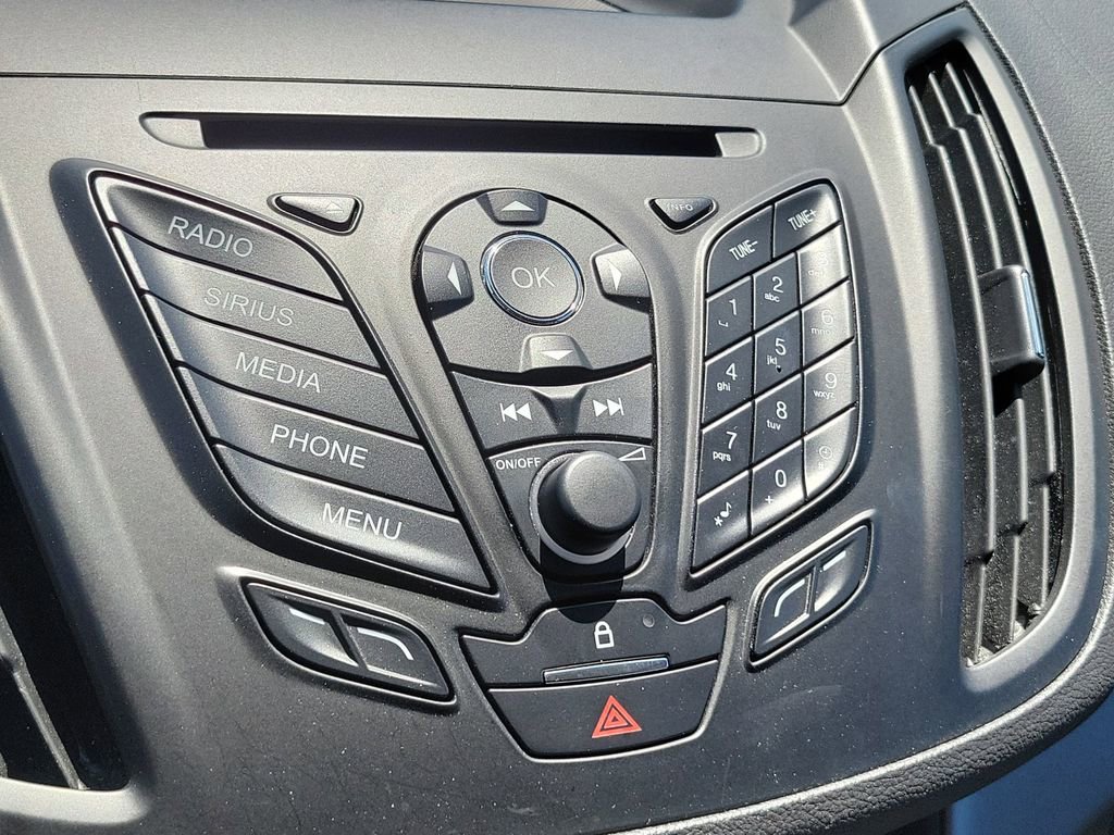 Used 2015 Ford Escape SE image 27