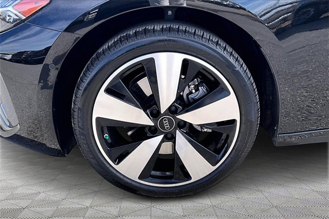 Used 2025 Audi A5 2.0T Premium Plus w/ Premium Plus image 8