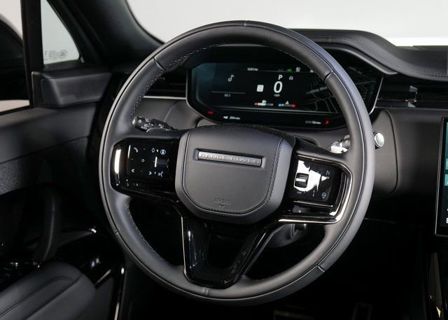 New 2026 Land Rover Range Rover Sport Dynamic SE image 12