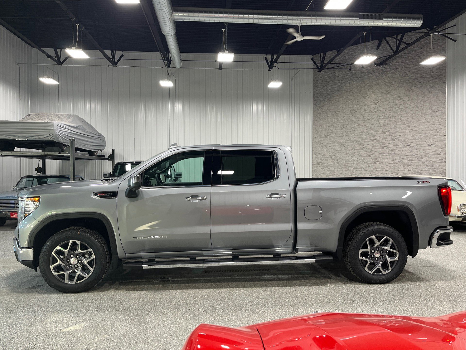 New 2026 GMC Sierra 1500 SLT w/ SLT Premium Plus Package AWD/4WD image 2