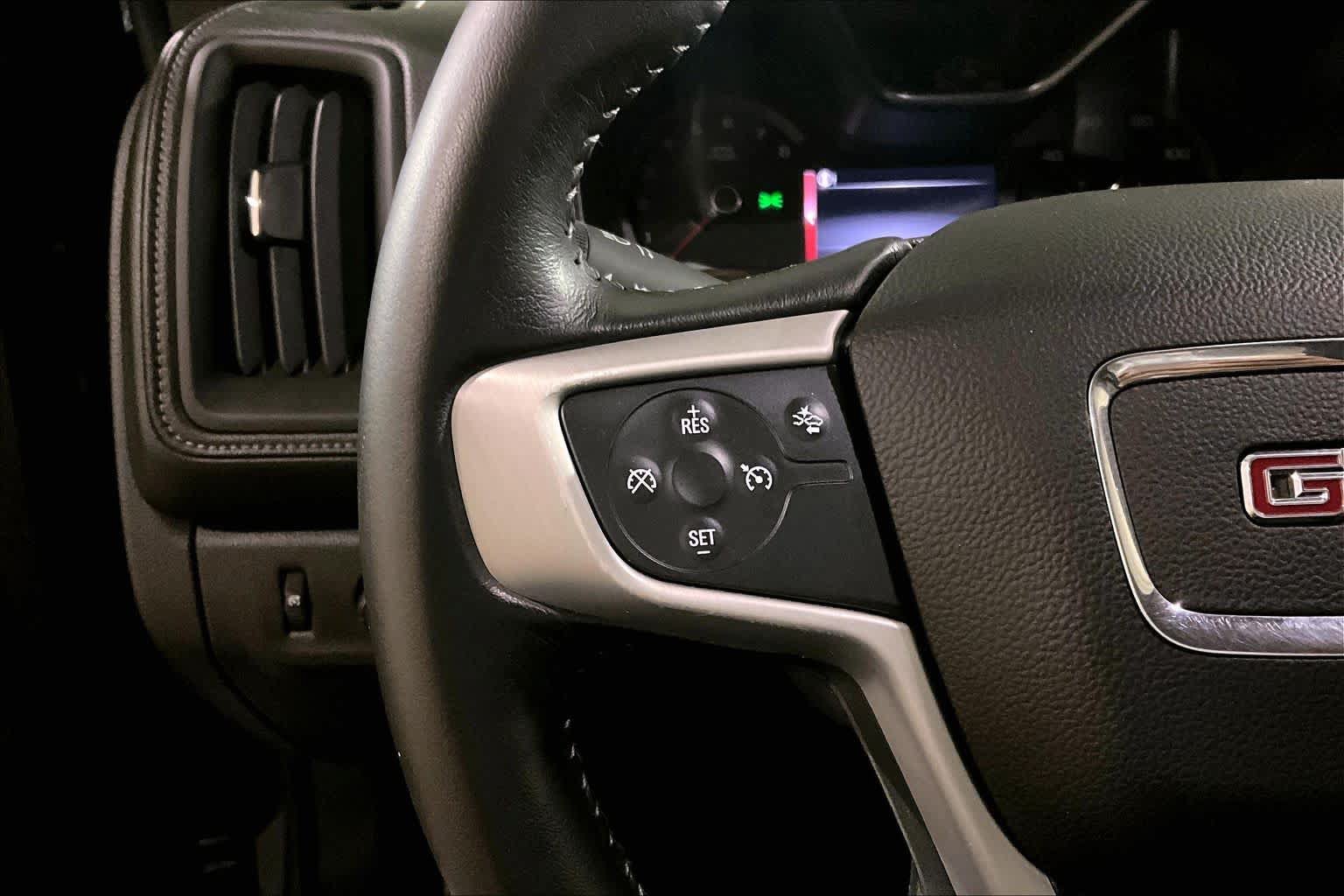 Used 2016 GMC Canyon SLT w/ Driver Alert Package AWD/4WD image 22