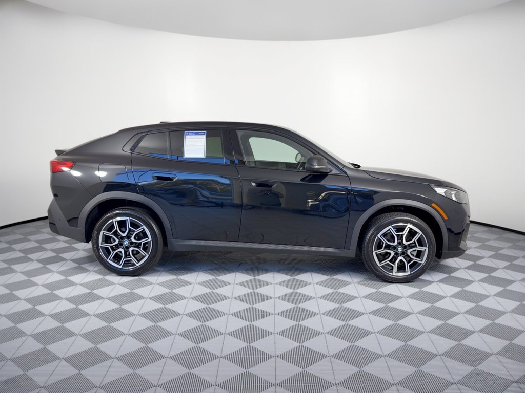 Certified 2026 BMW X2 xDrive28i AWD/4WD image 8