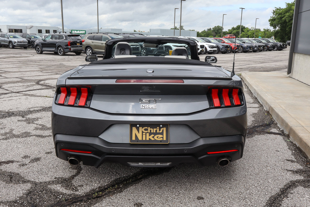 Used 2024 Ford Mustang GT Premium RWD image 5