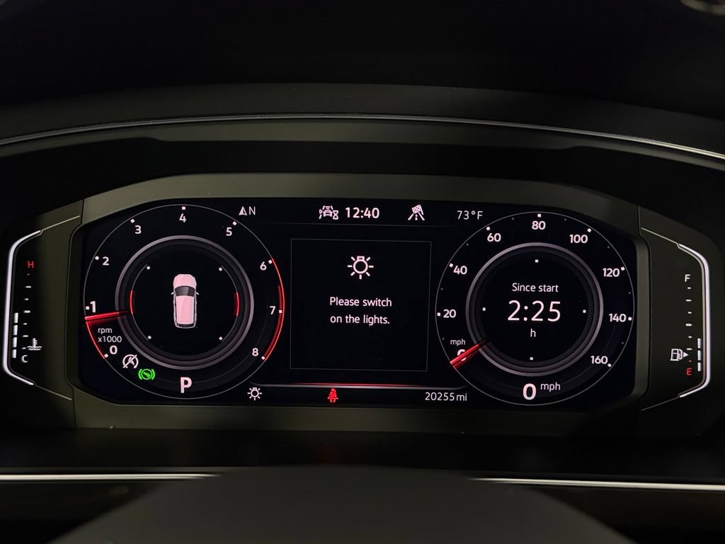 Used 2023 Volkswagen Tiguan SEL R-Line AWD/4WD image 15
