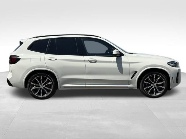 Used 2022 BMW X3 xDrive30i w/ M Sport Package 2 AWD/4WD image 8