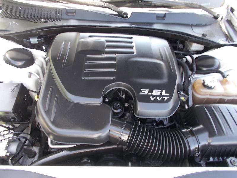 Used 2019 Dodge Charger GT w/ Performance Handling Group image 18