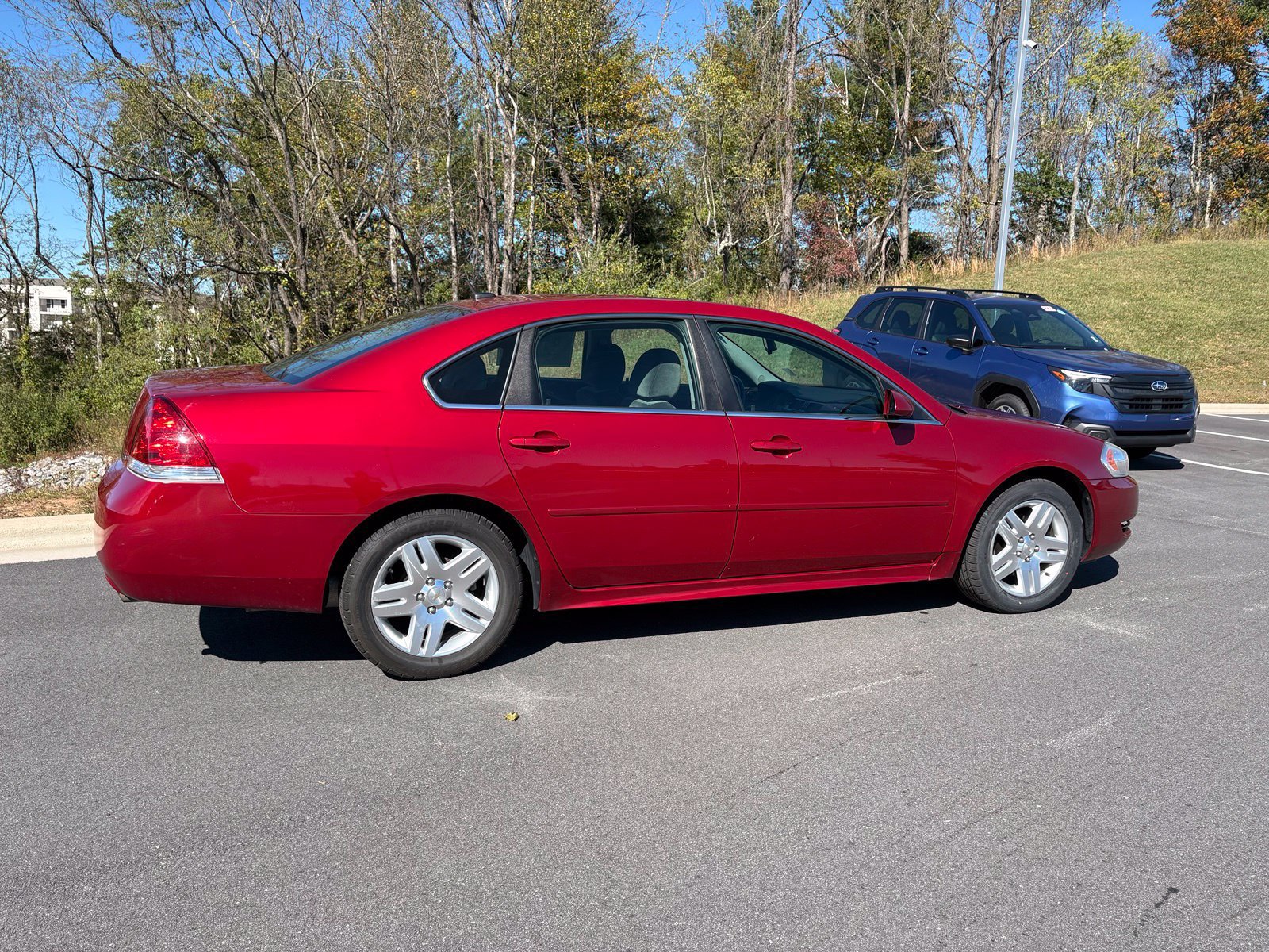 Used 2014 Chevrolet Impala LT w/ LT Sunroof Package FWD image 8